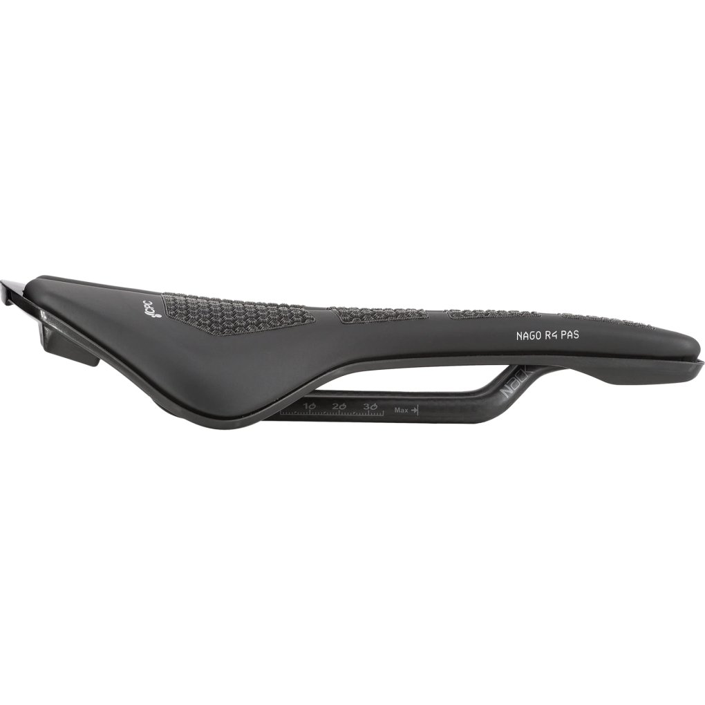 prologo-nago-r4-pas-cpc-saddle