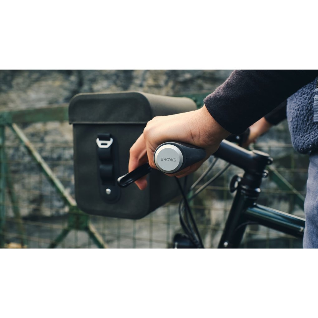 BROOKS ERGONOMIC LEATHER GRIP 黒130/130mm Brooks Slender Leather Grips 130mm | Tree Fort Bikes