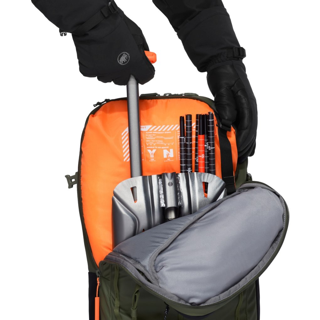 Mammut Nirvana 35L Backpack marsh-black BIKE24