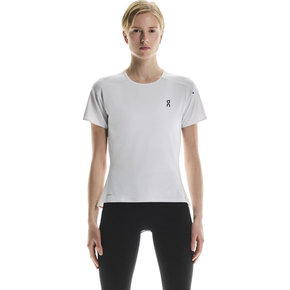 On Performance-T Running Shirt Women - White | Silver | BIKE24