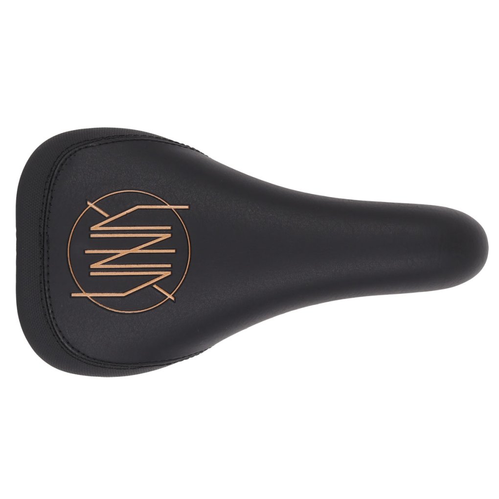 Reverse Components NICO VINK シグネチャーサドル Reverse components＊NICO VINK サドル フェンダー付 - スポーツ