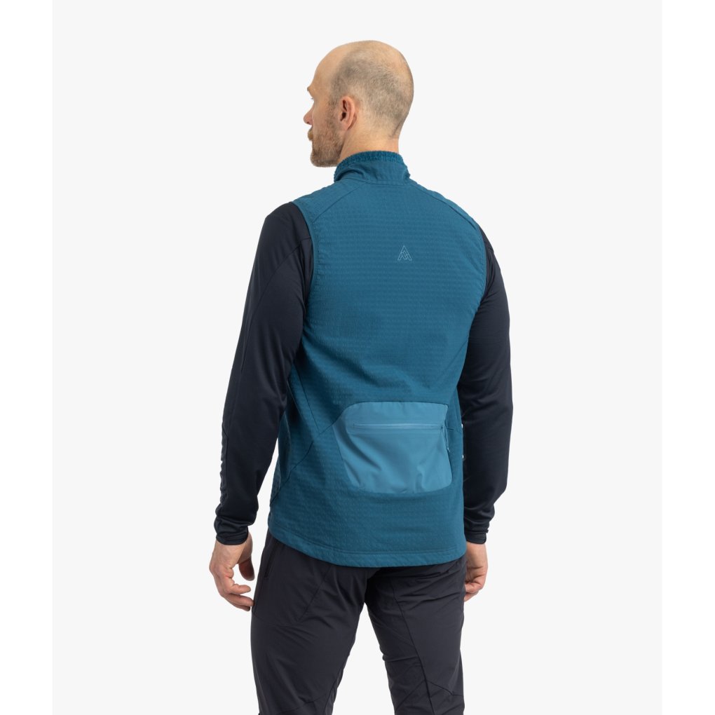 7mesh Chilco Vest Men - Deep Sea | BIKE24