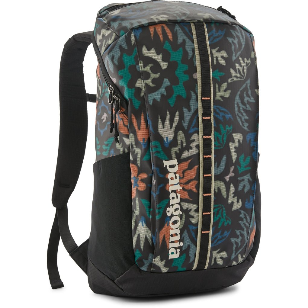 patagonia black hole 25l daypack smolder blue Hole® Pack – Worn Wear® A padded sleeve inside holds most 15 laptops and a zippered mesh pocket is ideal for stashing smaller items Patagonia Best 25l Backpack 25l