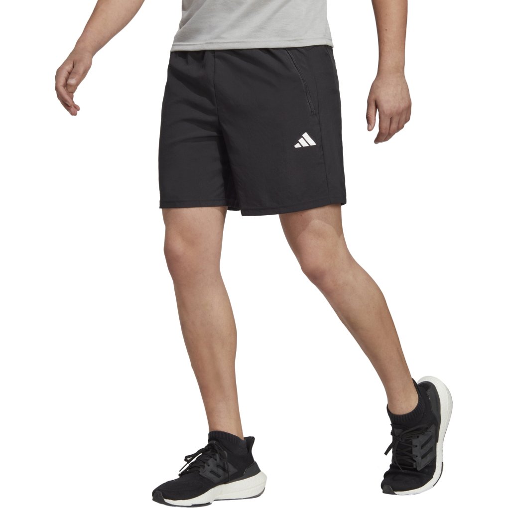 上下セット。Train-t&performance-shorts adidas-train-essentials-9-