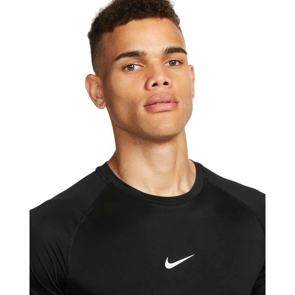NIKE　Nike Dri-FIT Nike Pro Men's Dri-FIT Tight Short-Sleeve Fitness Top. Nike FI