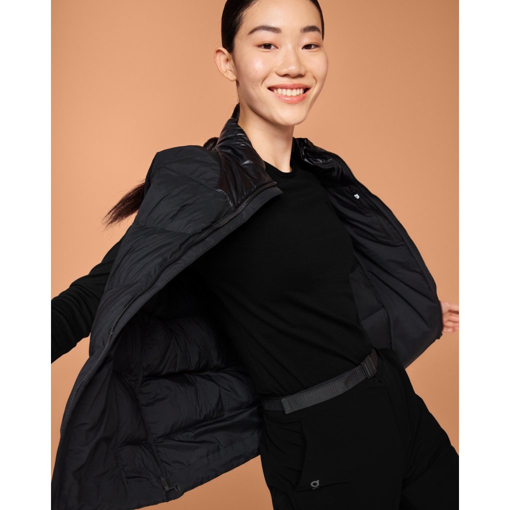 On Challenger Vest Women - Black | BIKE24