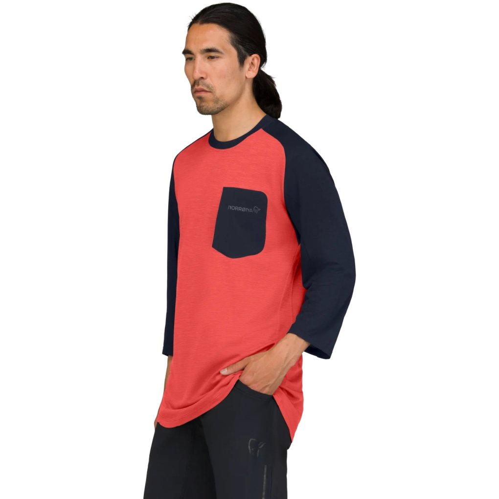 Norrona skibotn equaliser merino 3/4 T-Shirt Men - Caviar | BIKE24