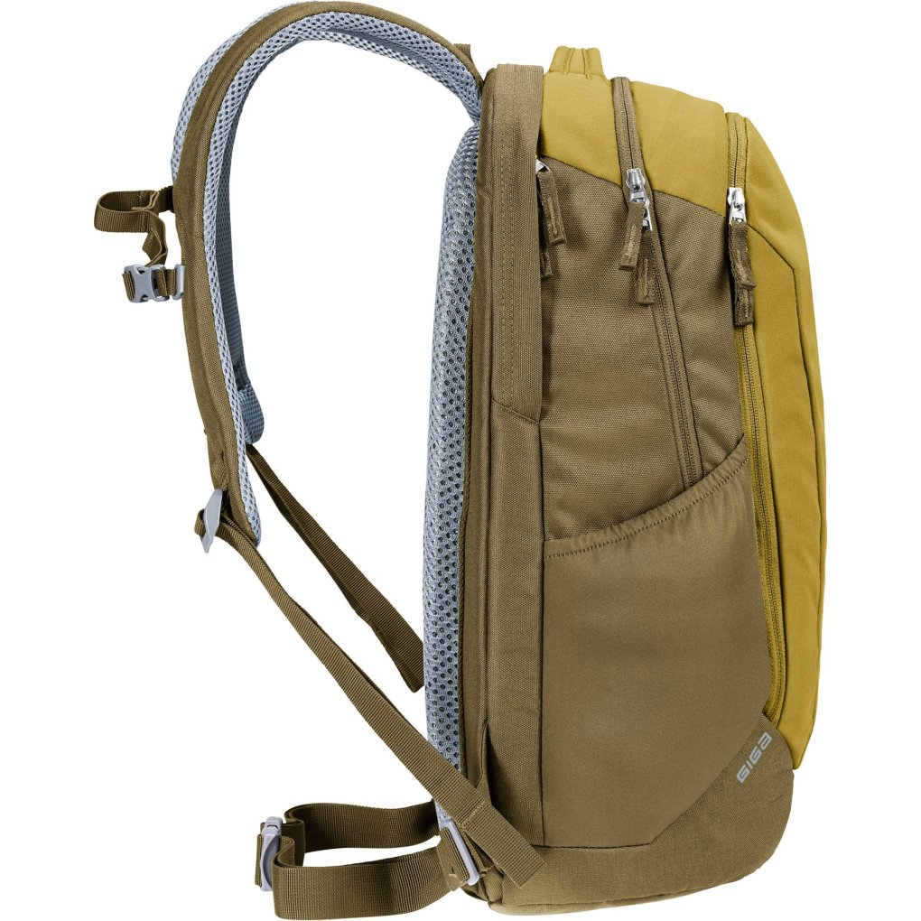 Deuter Giga Backpack 28L kelp-nori BIKE24