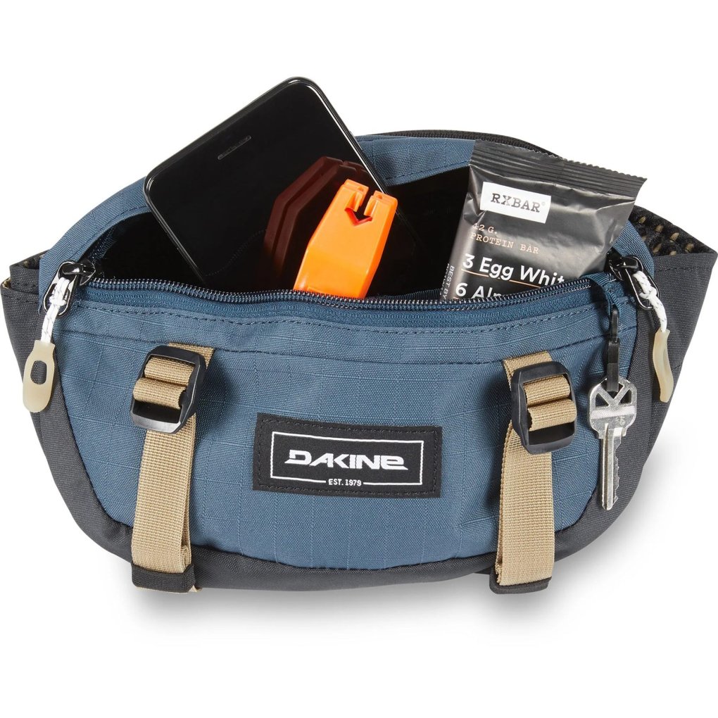 Dakine Team Hot Laps 1L Hip Pack - Graham Agassiz - Aggy Black