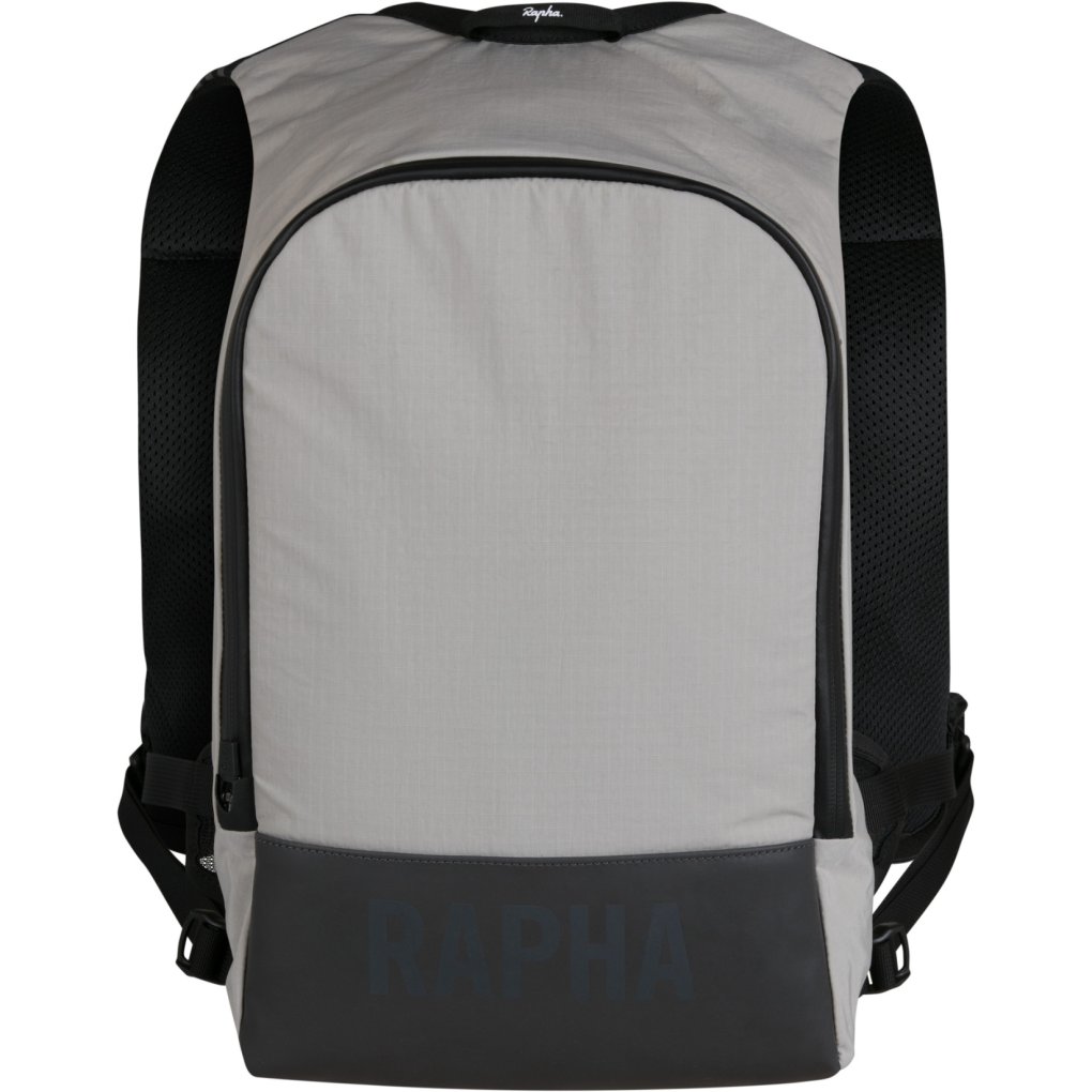 Rapha Pro Team Lightweight Backpack 10L - dove/basic black | BIKE24