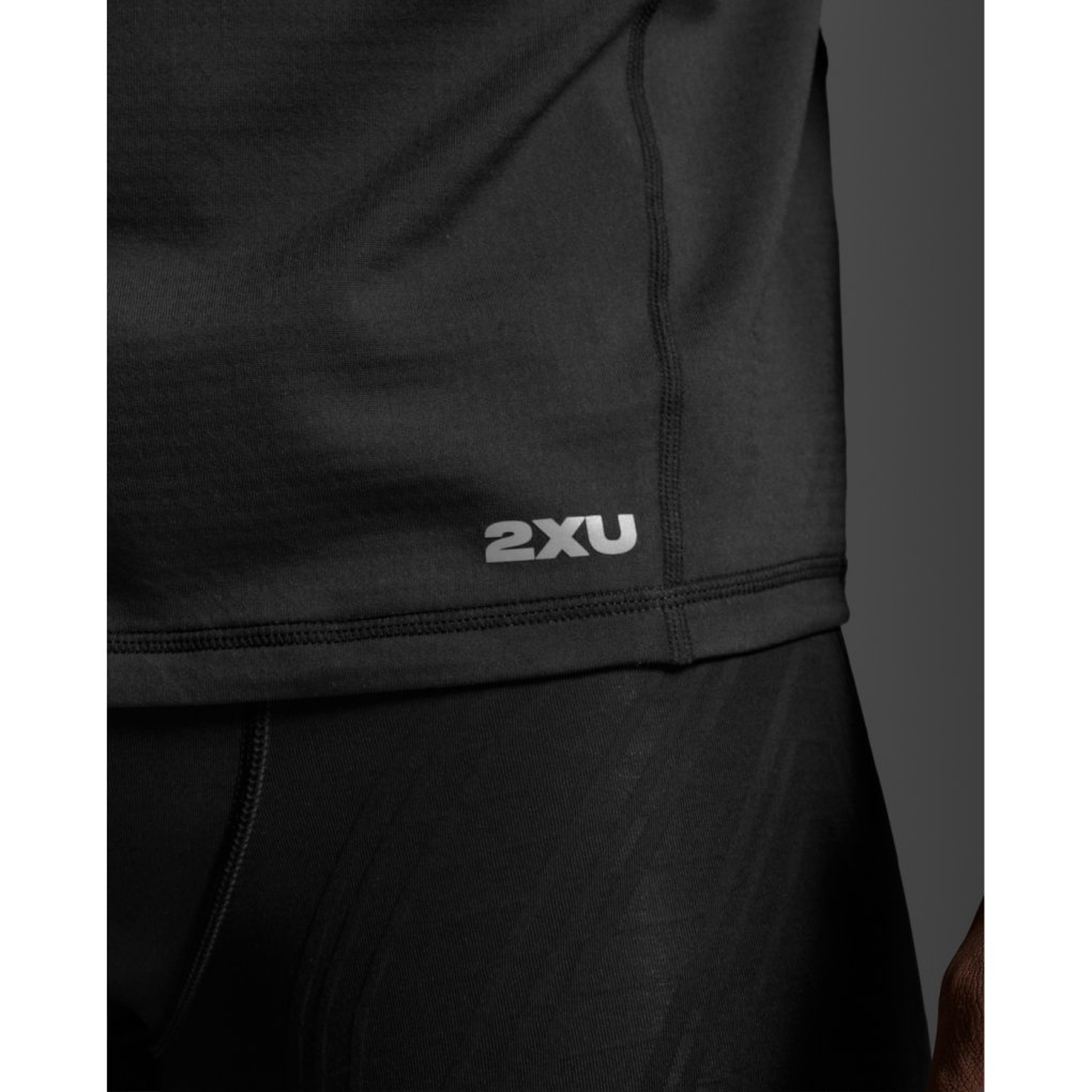 2XU Ignition Grid Base Layer Men - black/silver reflective | BIKE24