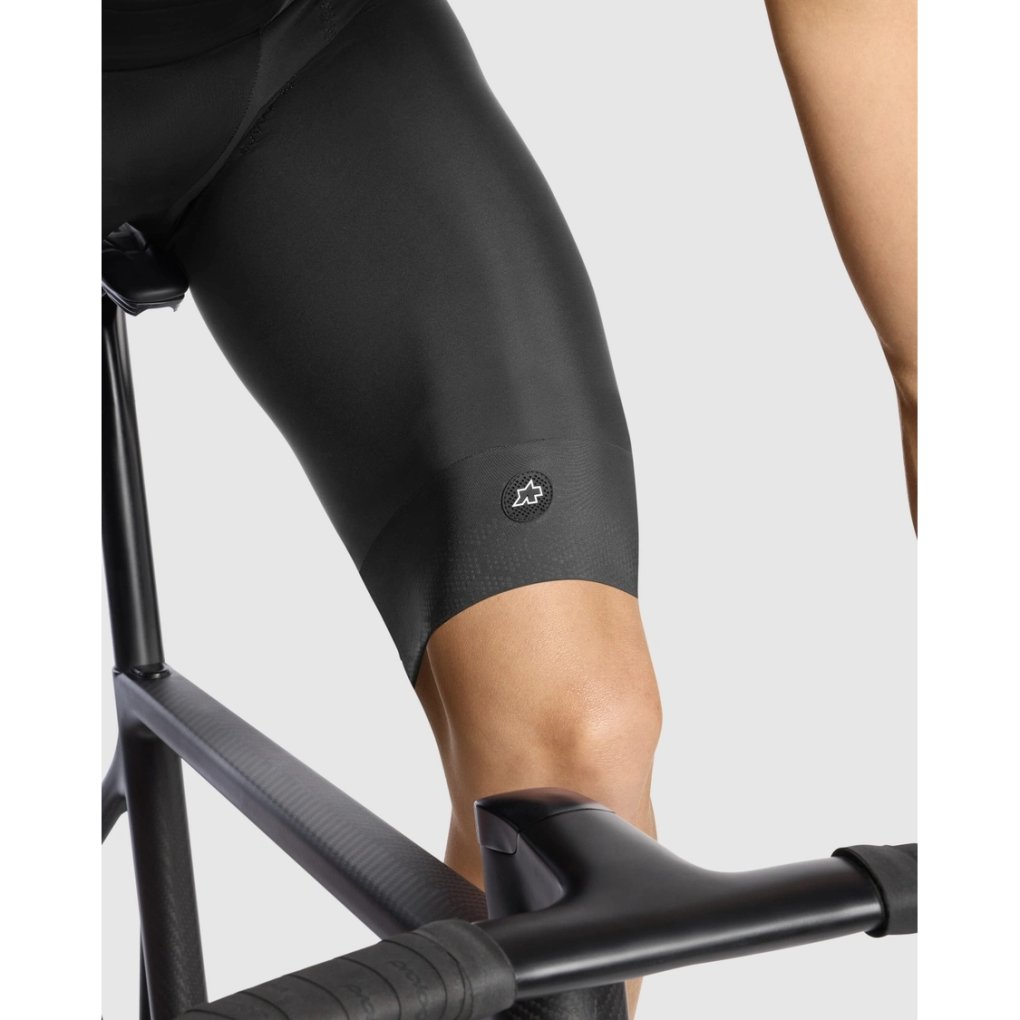 ASSOS ビブショーツ MILLE GTS Bib Shorts S11 ASSOS〉MILLE GTS BibShorts S11 STANDARD ビブショーツ _Black