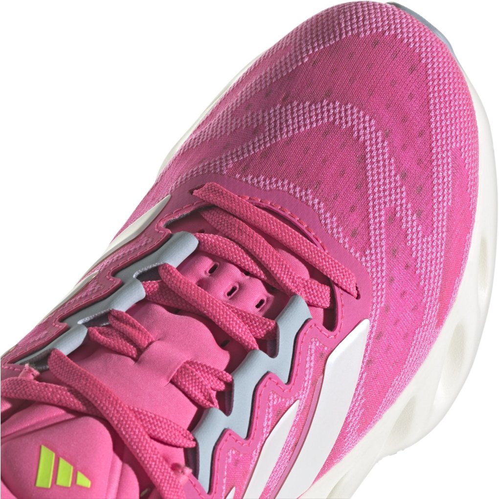 adidas Women's Shift Forward Running Shoes lucid pink/zero