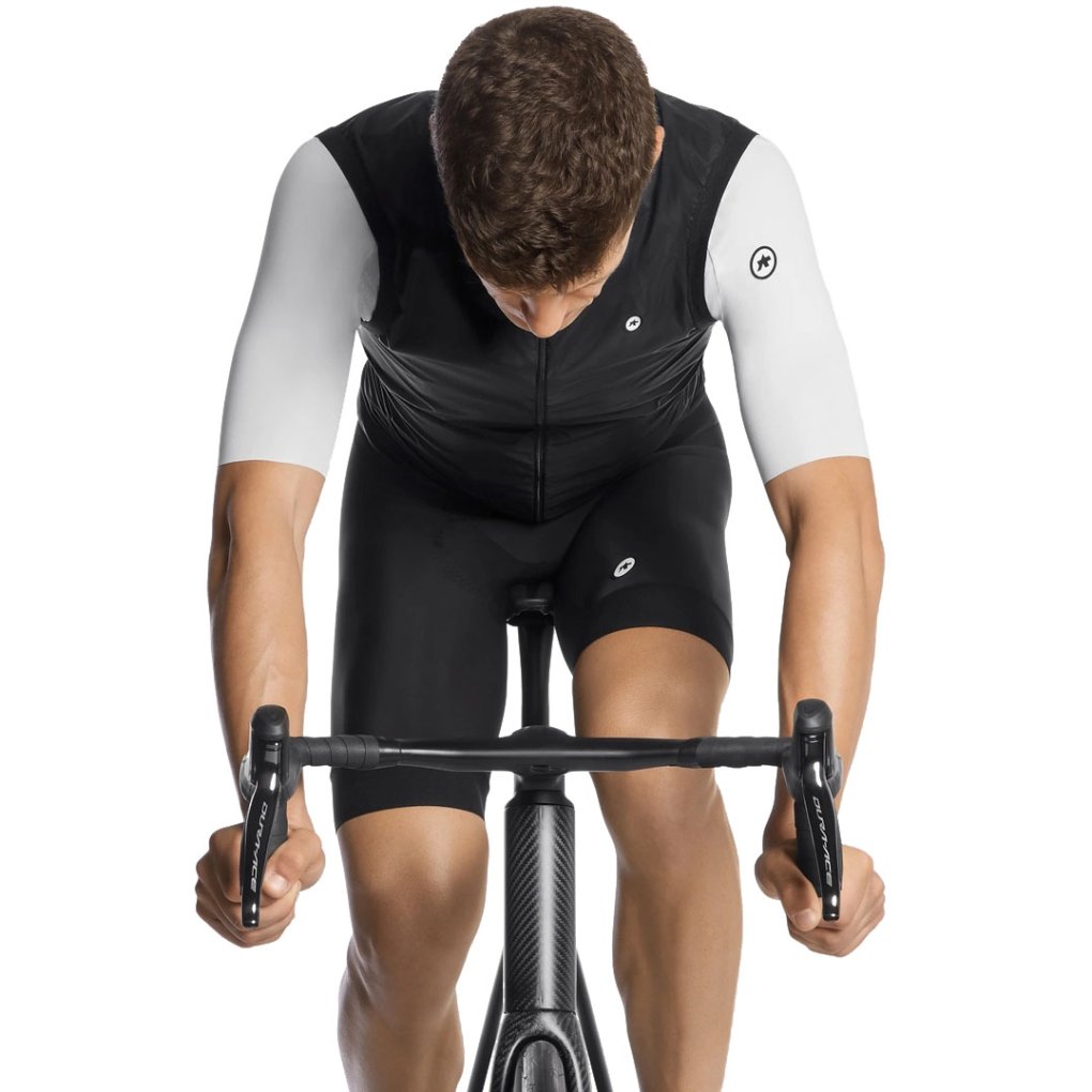 Assos MILLE GT C2 Wind Vest Men - black series | BIKE24