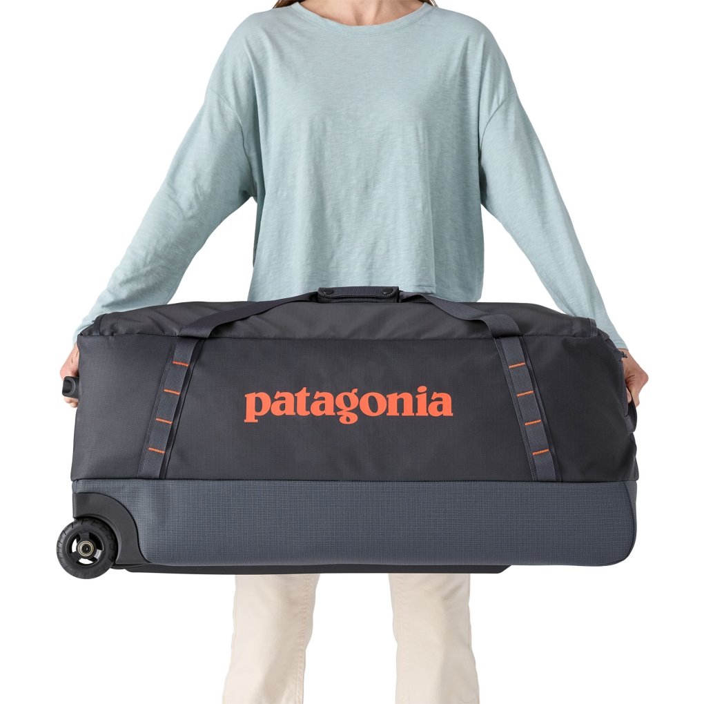 Patagonia Black Hole Wheeled Duffel 100L - Black | BIKE24