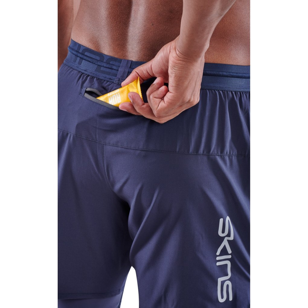 SKINS 3-Series Superpose Short de Sport en Homme Navy Blue