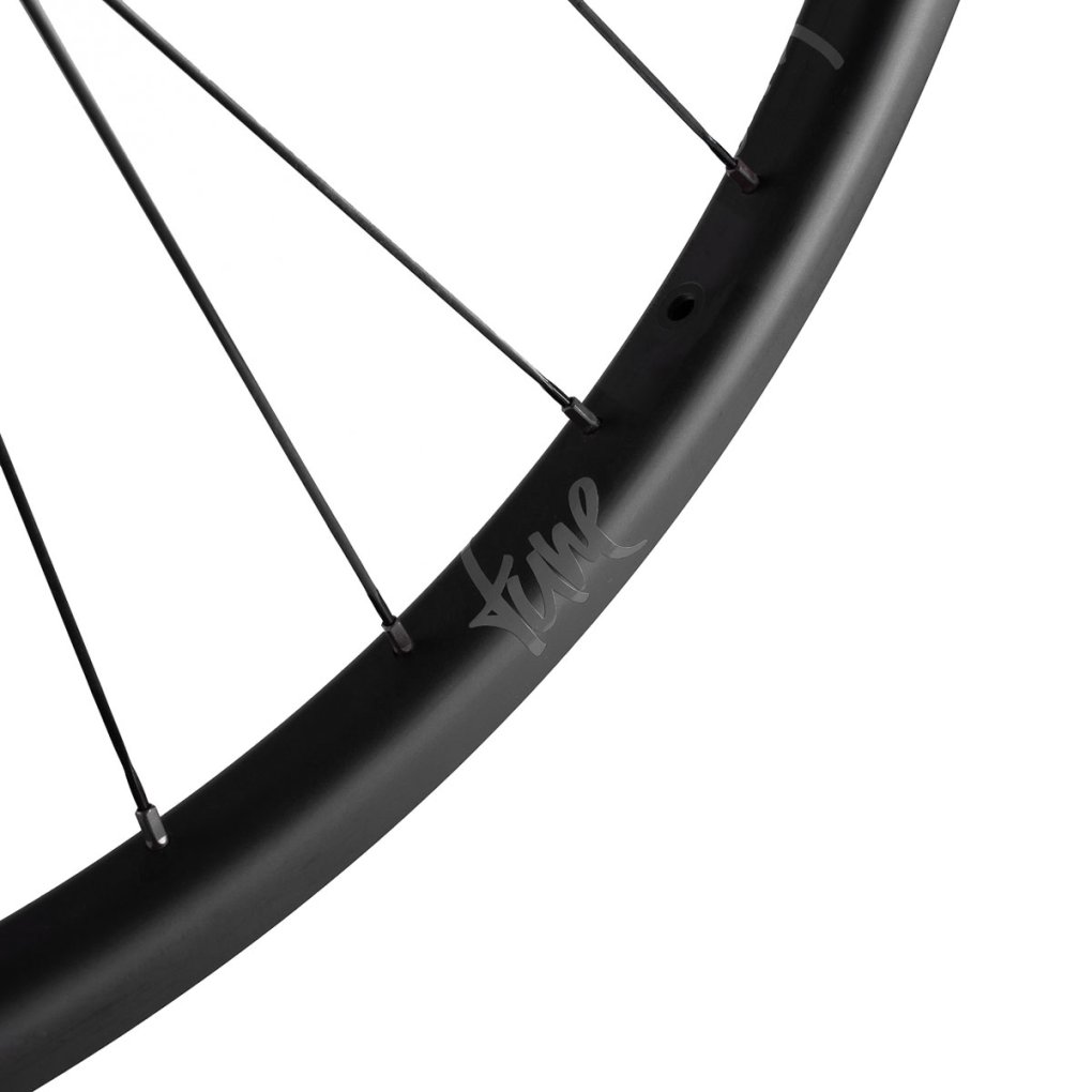 Tune BlackBurner Skyline TE, unas ruedas de carbono con radios textiles