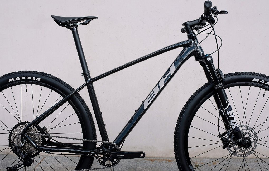 自転車本体 BH expert mtb GT(ジーティー) AGGRESSOR Expert(アグレッサー エキスパート