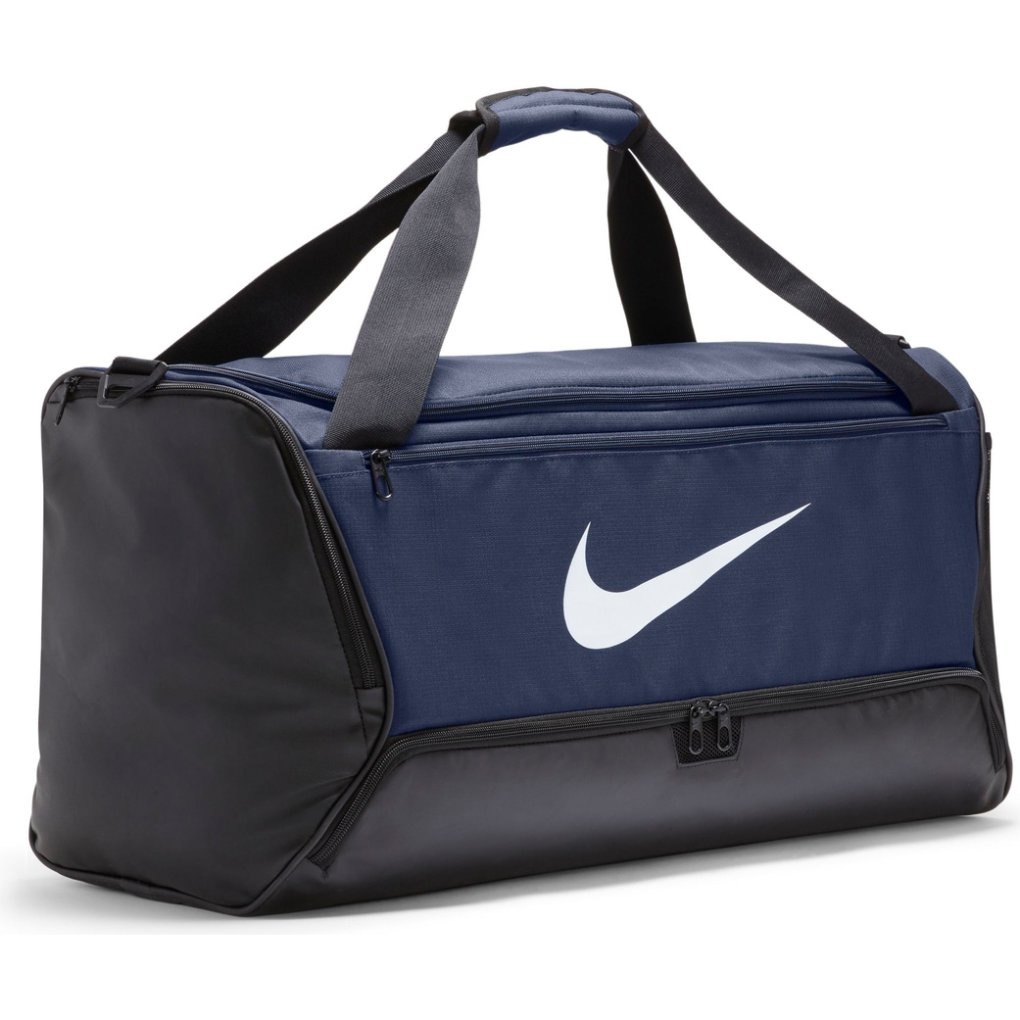nike-brasilia-9-5-training-