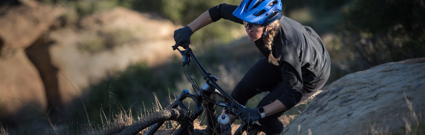 Giro Empire Online at Low Prices | BIKE24