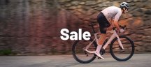 Vision Teile im SALE Rennradfahrer im Sprint auf einer Bergstraße