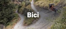 Persona su un circuito MTB con abbigliamento da ciclismo Patagonia