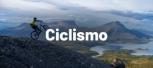 Perosna in bici con attrezzatura Norrøna