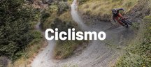 Persona en un sendero de gravilla en bicicleta
