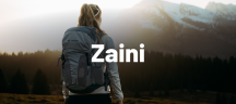 Persona che pratica escursionismo con zaino VAUDE
