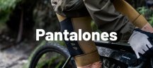 MAAP - Pantalones de ciclismo Pantalones de ciclismo de color mostaza de un hombre en una bicicleta