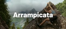Persona che pratica arrampicata con attrezzatura Mammut