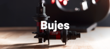 Bujes DT Swiss Buje de bicicleta en una superficie de madera