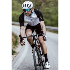 Q36.5 clima short sleeve ジャージ　M Q36.5 Clima short sleeve Jersey | Strictly Bicycles
