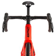 teammachine-slr-three-neon-red