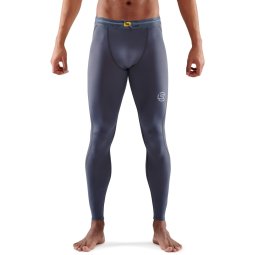 SKINS TRI Elite Half Tights Men - Black/Carbon | BIKE24 SKINS TRI Elite Half Tights Men - Black/Carbon | BIKE24
