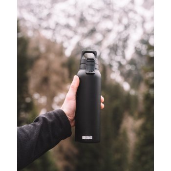 SIGG Gourde Isotherme - Hot & Cold ONE Light 0.55L - Light Black | BIKE24