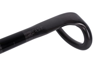 ★BEAST COMPONENTS ビースト・コンポーネンツ ULTRA BAR カーボンドロップハンドル 440mm(C-C) 美品 Beast Components add Ultra ergonomics with new carbon