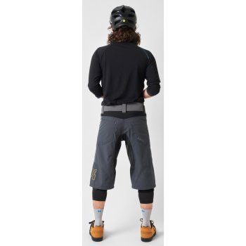 Pantaloncini MTB Uomo Dirtlej Trailscout Half & Half - Metà Impermeabile Posteriore, Metà Traspirante Anteriore, Per Trail Bagnati