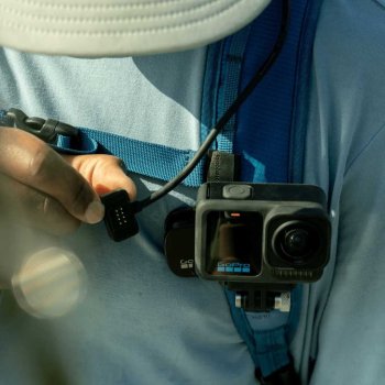 GoPro Contacto Magnetic Door and Power Cable Kit for HERO13 Black | BIKE24