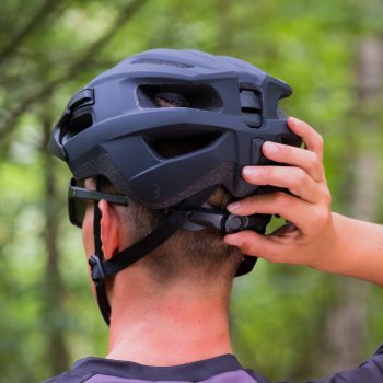 BBB Cycling Dune MIPS 2.0 BHE-22B Helmet - matt black | BIKE24