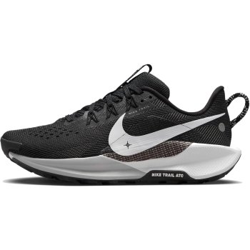nike track sneakers