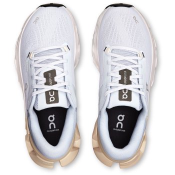 on-cloudflyer-5-running-shoes-