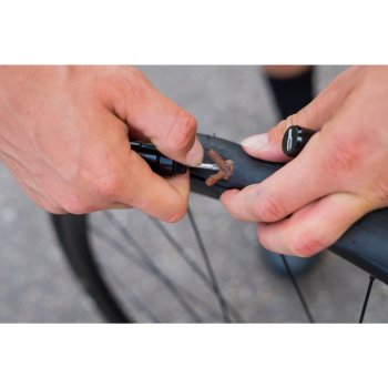 Giant tubeless tire installation sales tool