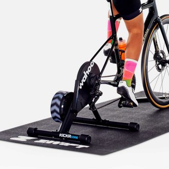 Wahoo KICKR Core Zwift One - Direct Drive Cycletrainer Bundle with Zwift  Cog and Click - black