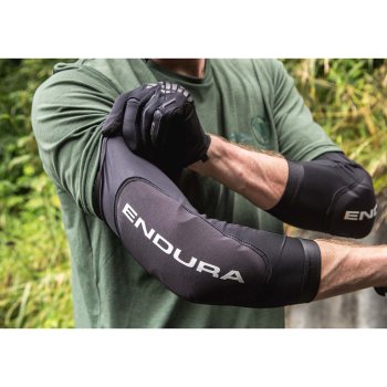 Endura SingleTrack Lite Elbow Protector II - black