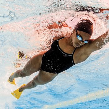 Aletas de natación Finis Z2 Zoomers Gold: Alta tecnología