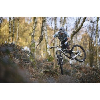 Troy lee designs online mtb a2