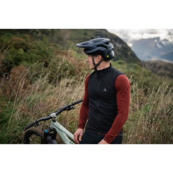 7mesh Chilco Vest Men - Black | BIKE24