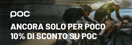 Due ciclisti con caschi POC Gravel all