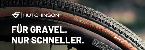 Hutchinson / Touareg Race - Vertical Banner - Nahaufnahme des Touareg Race Reifen